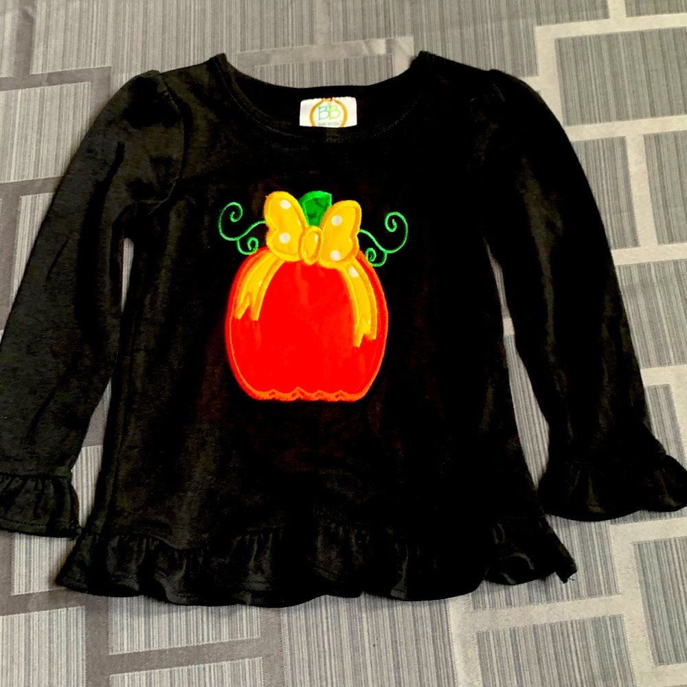 Blanks Boutique 2T pumpkin ruffle shirt